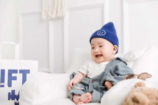 怀化几个月宝宝会抬头 怀化几个月宝宝会抬头